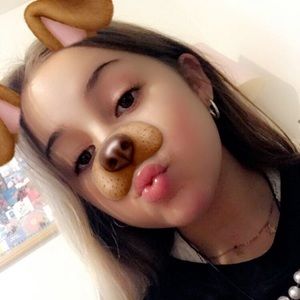 Meet your Posher, Natalie